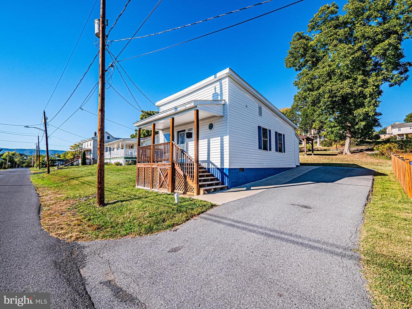 444 Branch Street photo 1