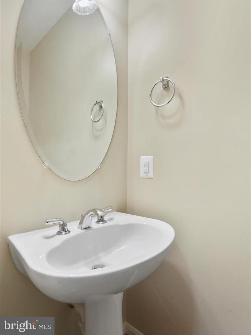 187 Oxbow Drive photo 14