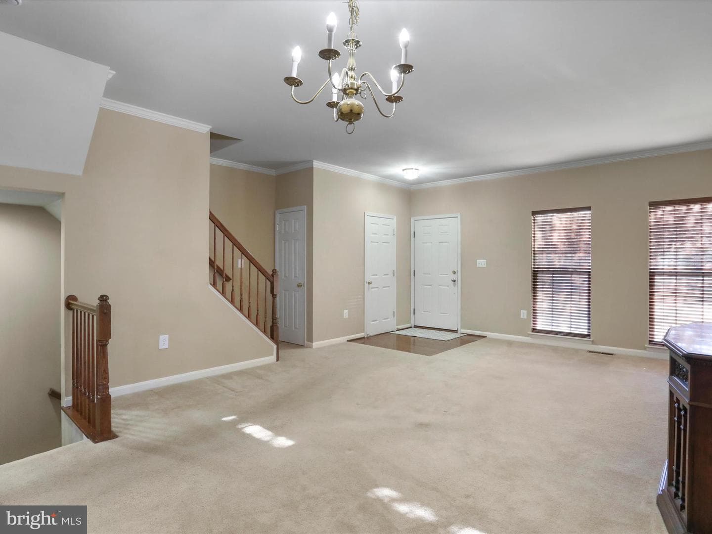 187 Oxbow Drive photo 5