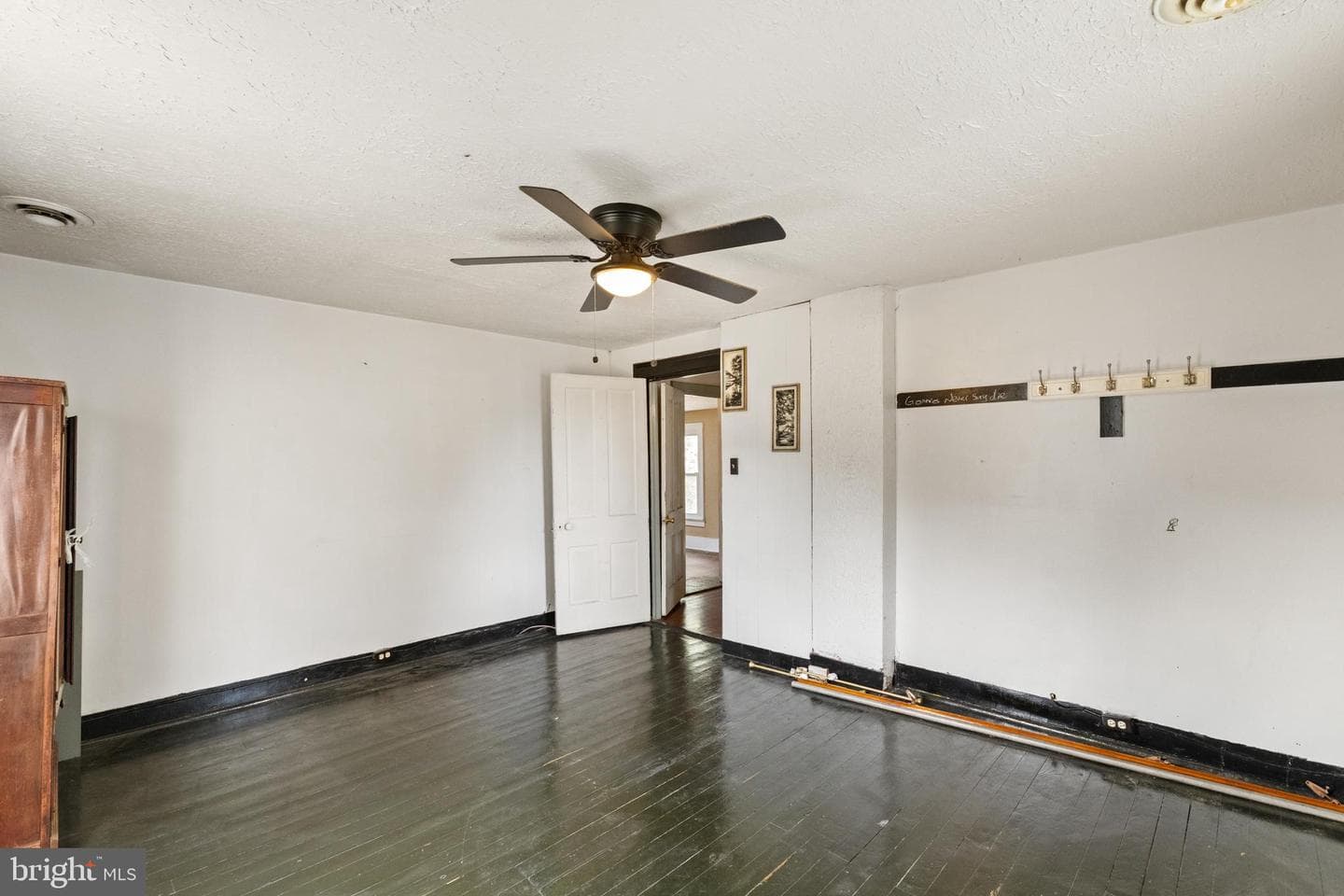 84 Gunn Lane photo 37