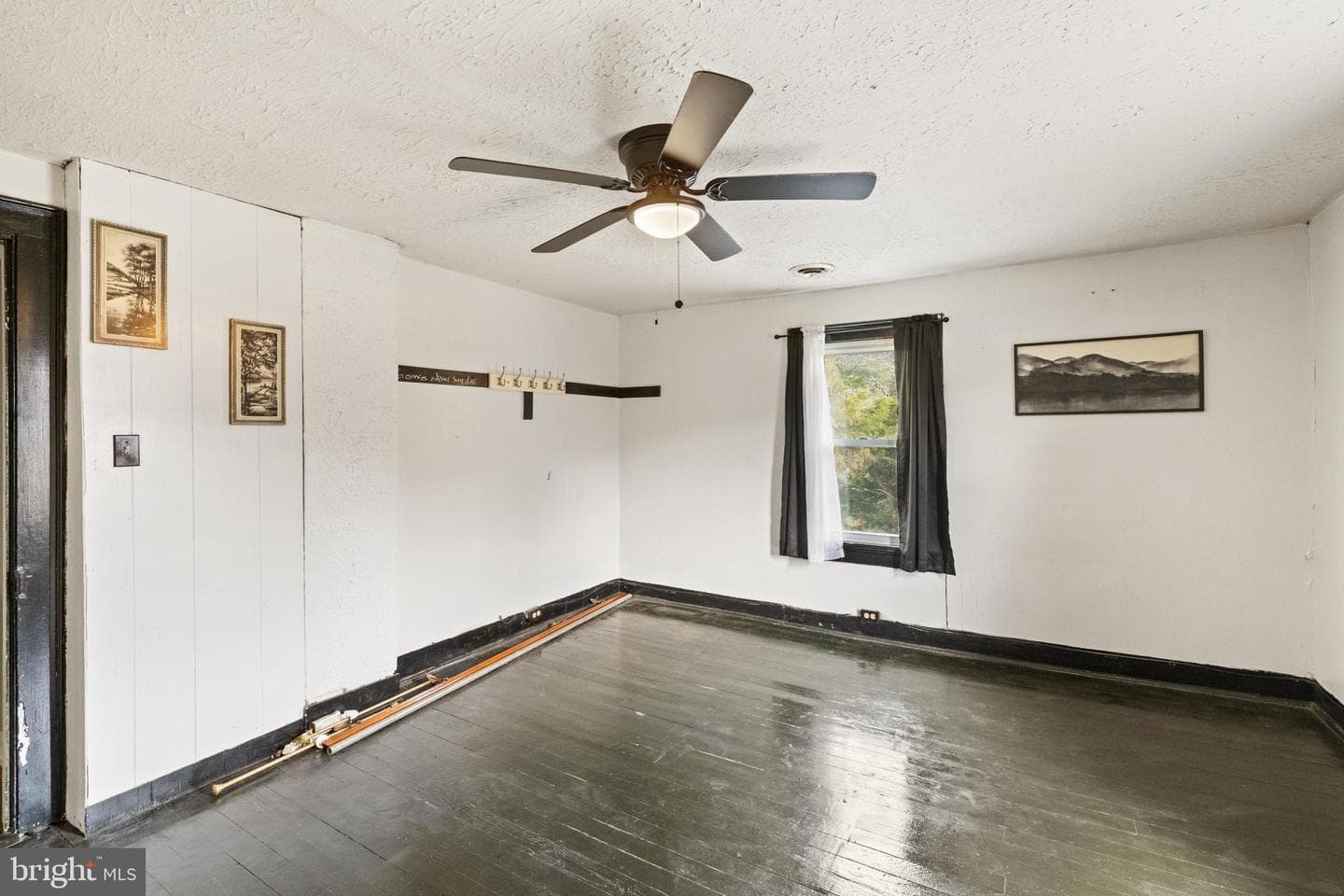 84 Gunn Lane photo 38