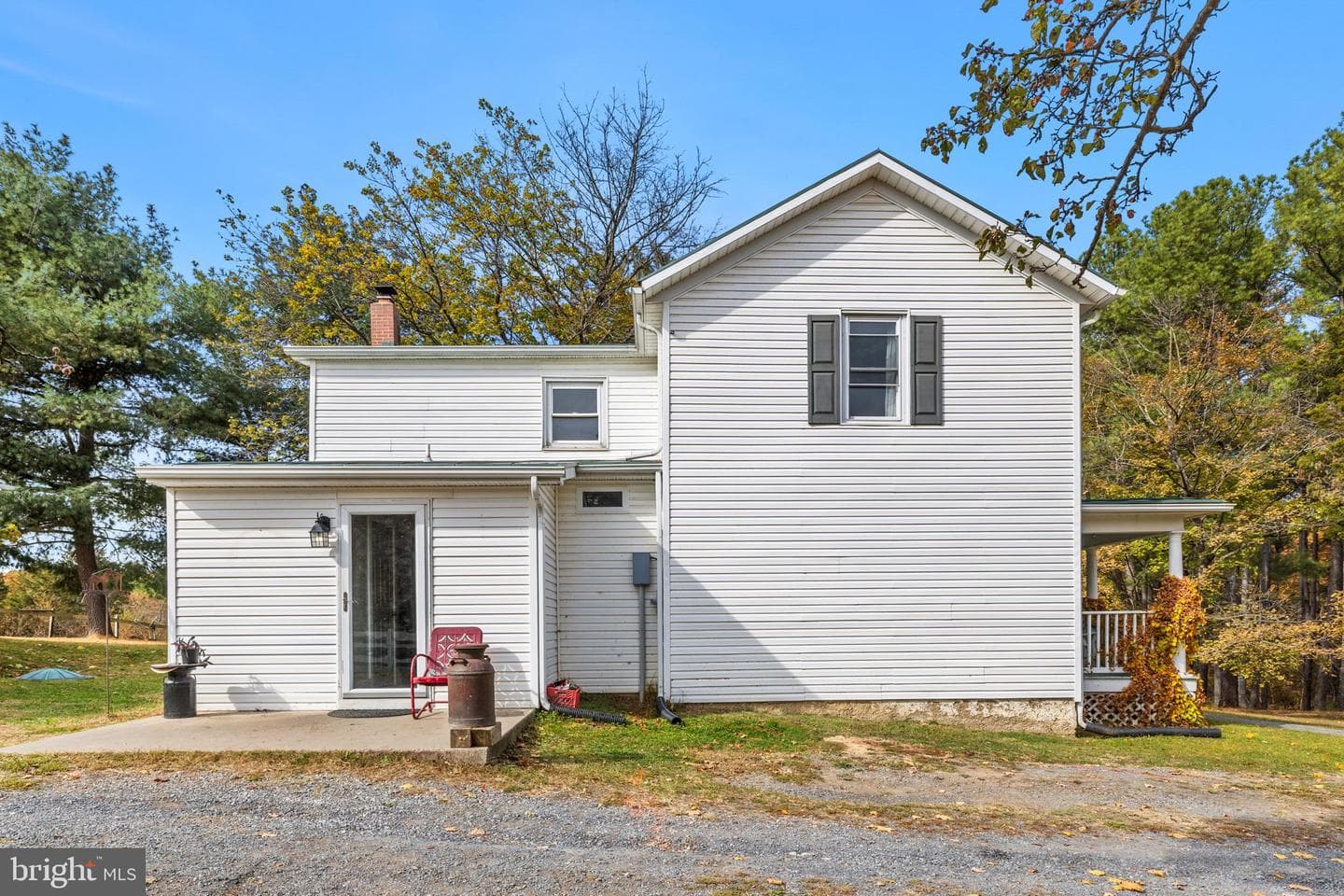 84 Gunn Lane photo 4