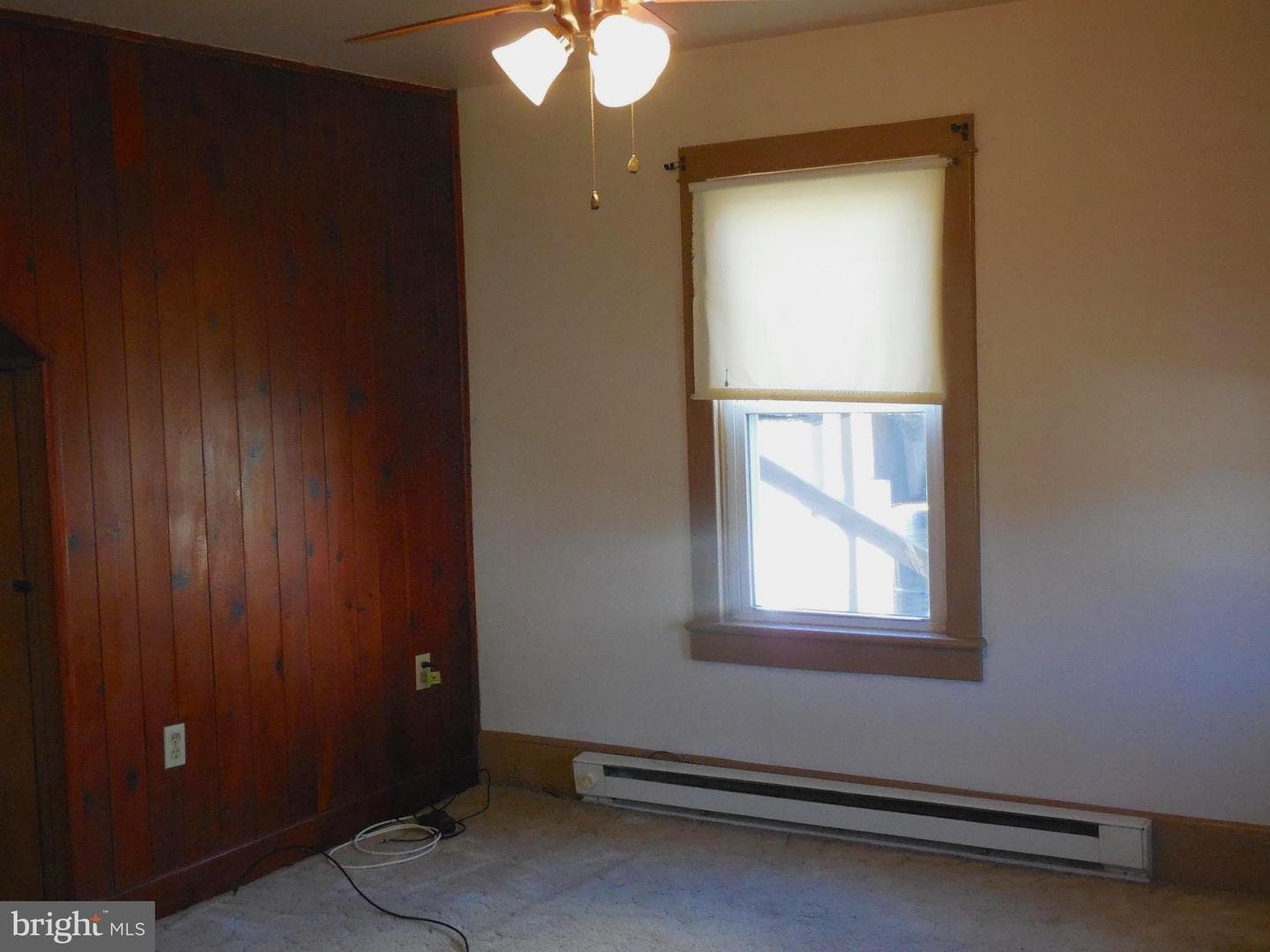 359 W Spring Street photo 4