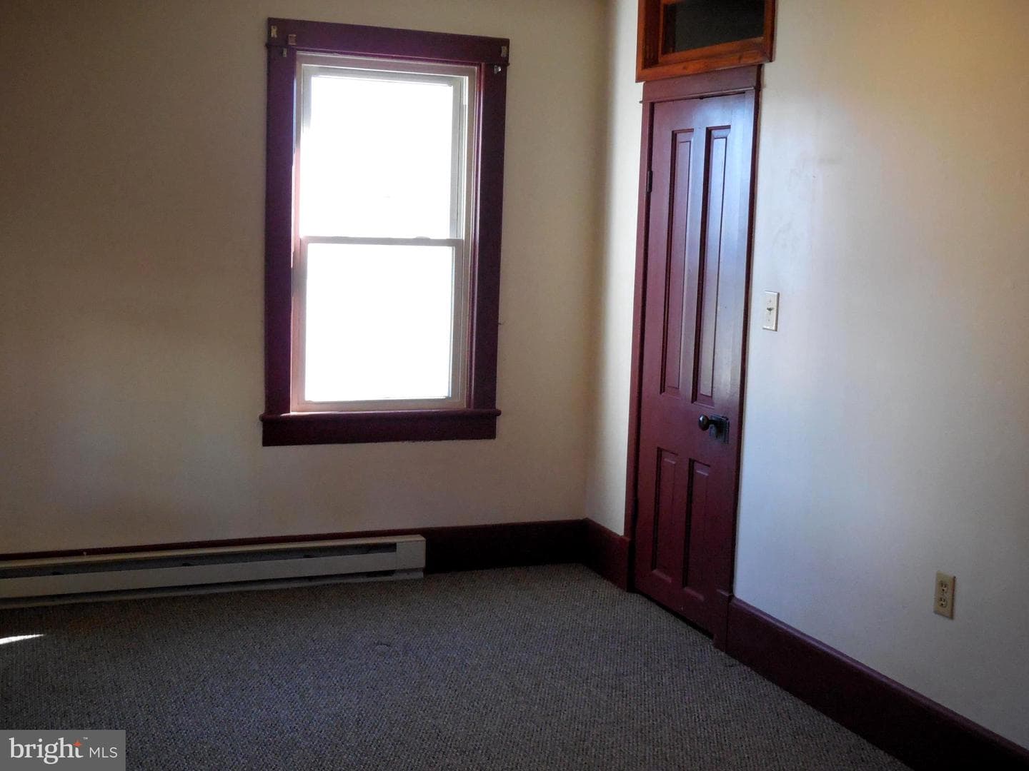 359 W Spring Street photo 6