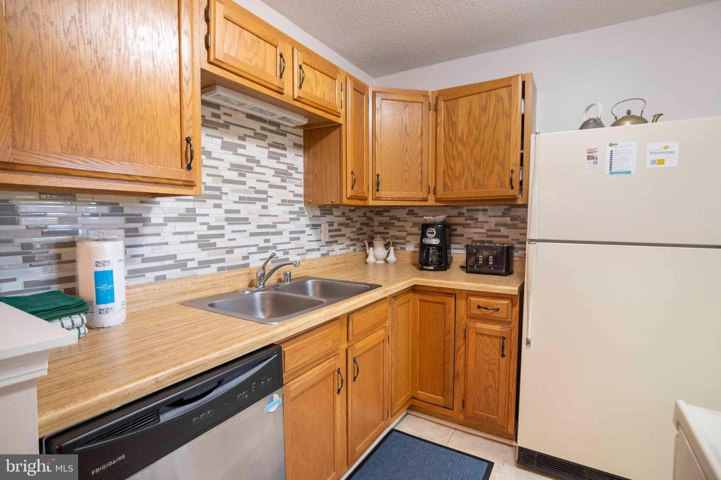 547 King Street #17b photo 12