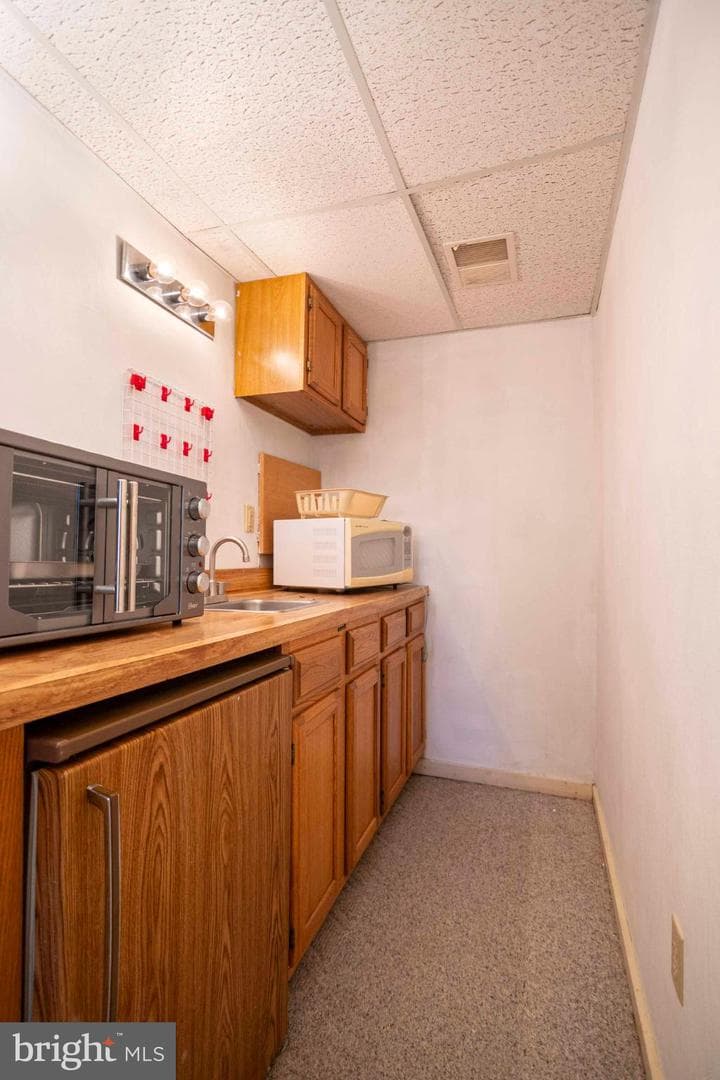 547 King Street #17b photo 34
