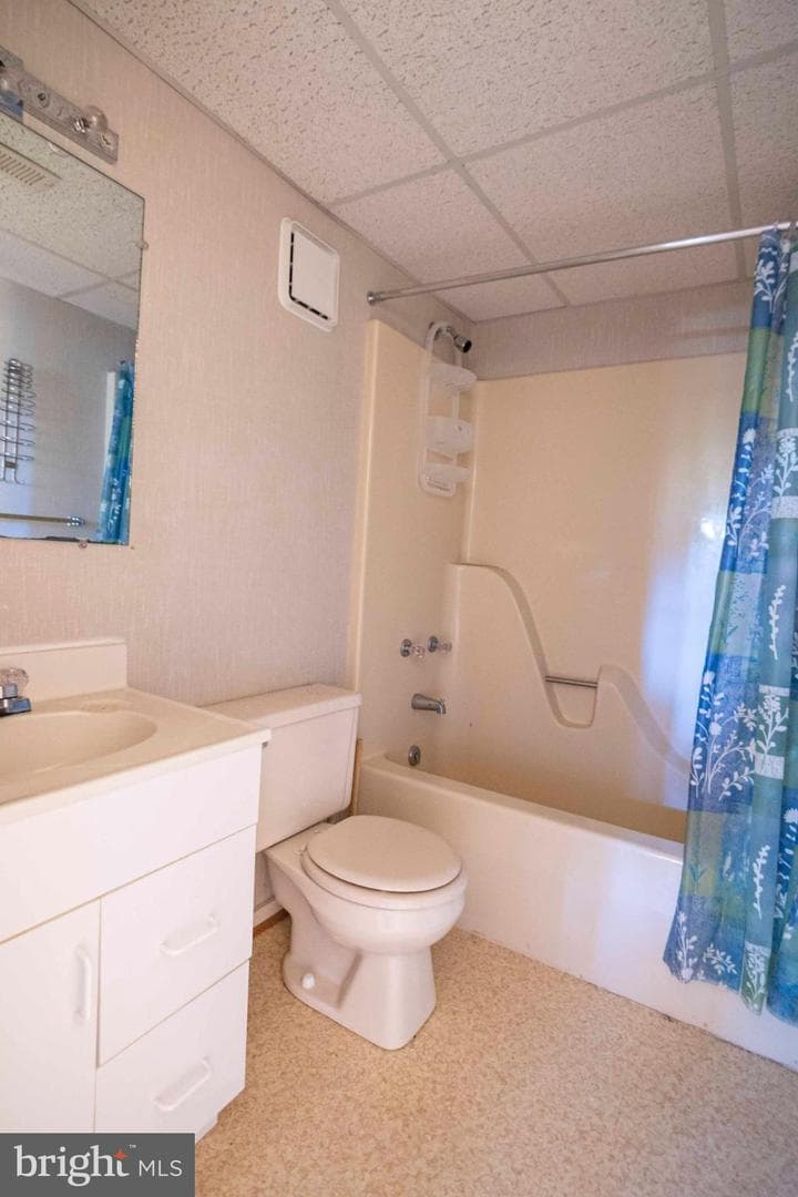 547 King Street #17b photo 40