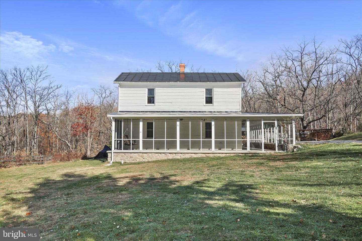 799 Stephens Lane photo 2