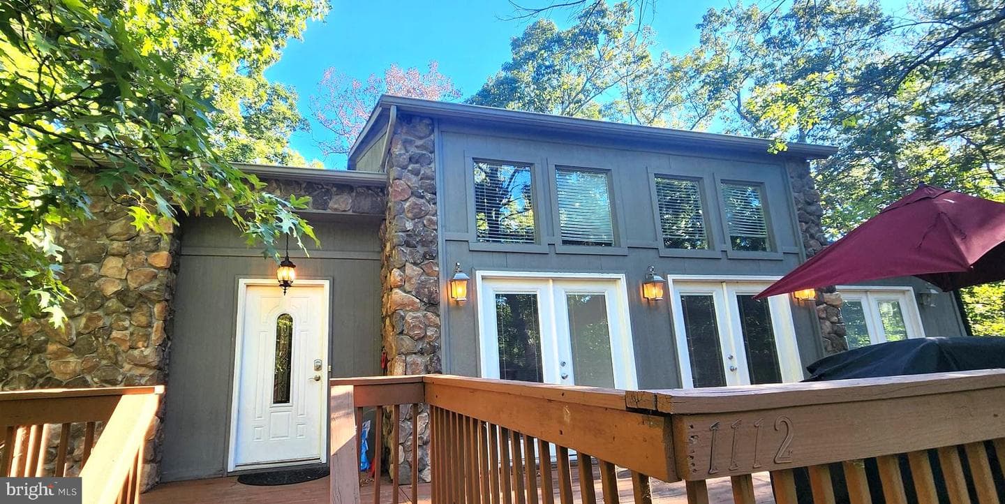 1112 Lee Road photo 68