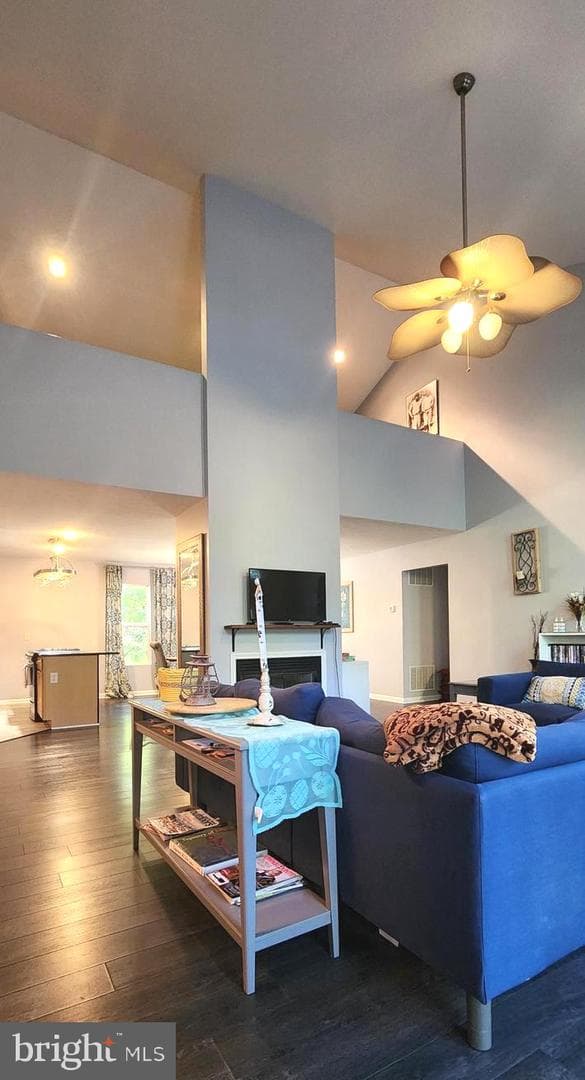 1112 Lee Road photo 7