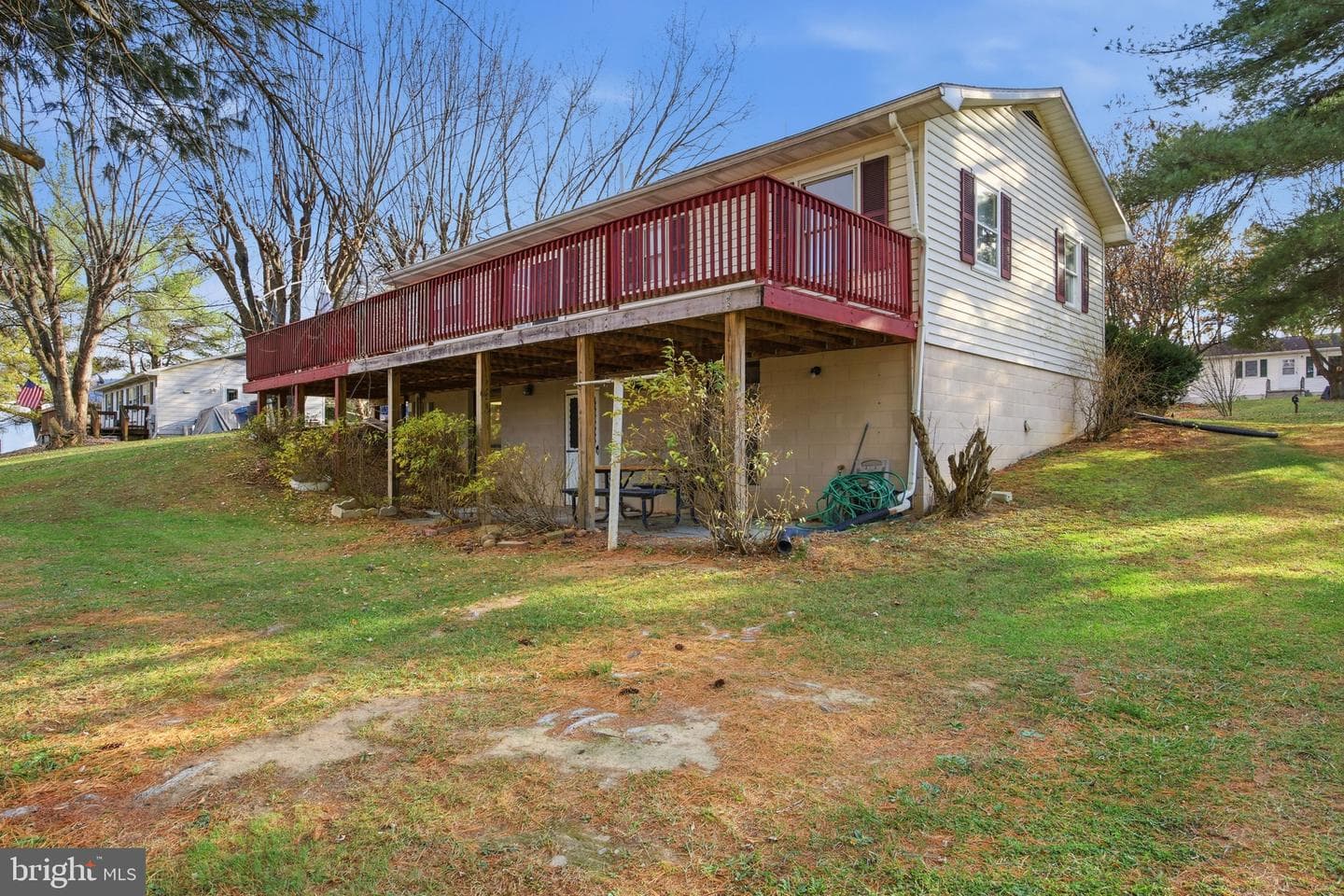 460 Massanutten Drive photo 12