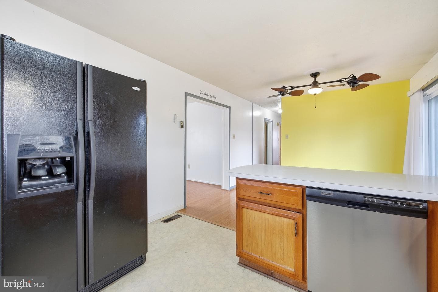 460 Massanutten Drive photo 22