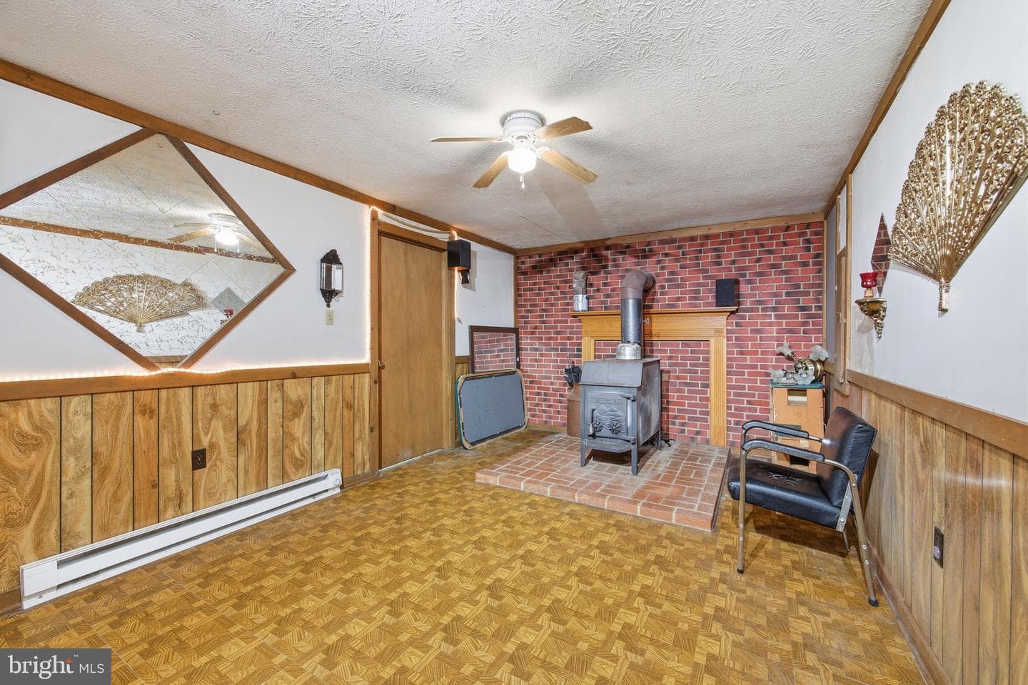 460 Massanutten Drive photo 32