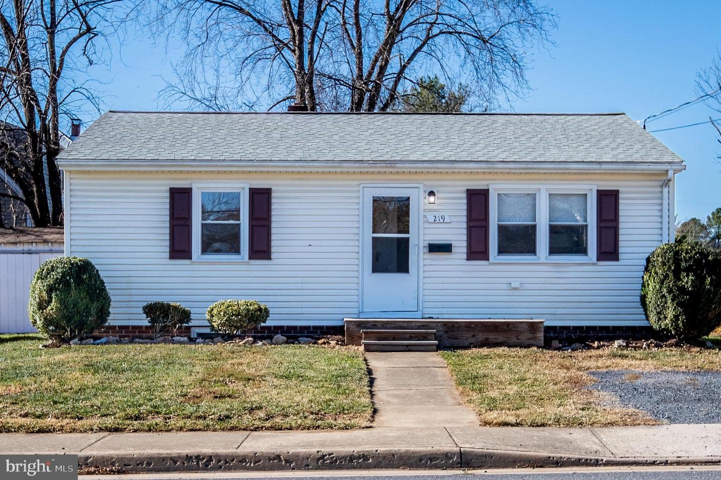 219 Virginia Street photo 22