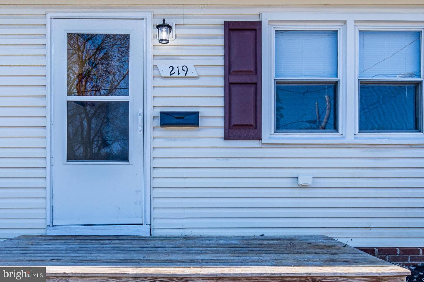 219 Virginia Street photo 23