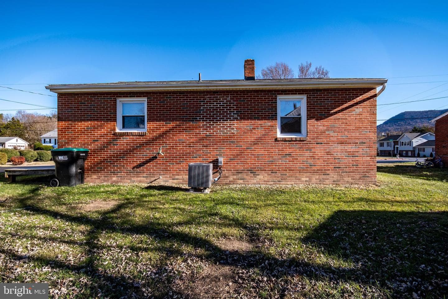 219 Virginia Street photo 24