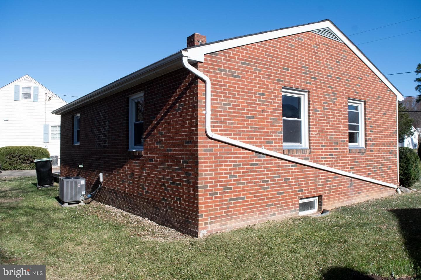 219 Virginia Street photo 27