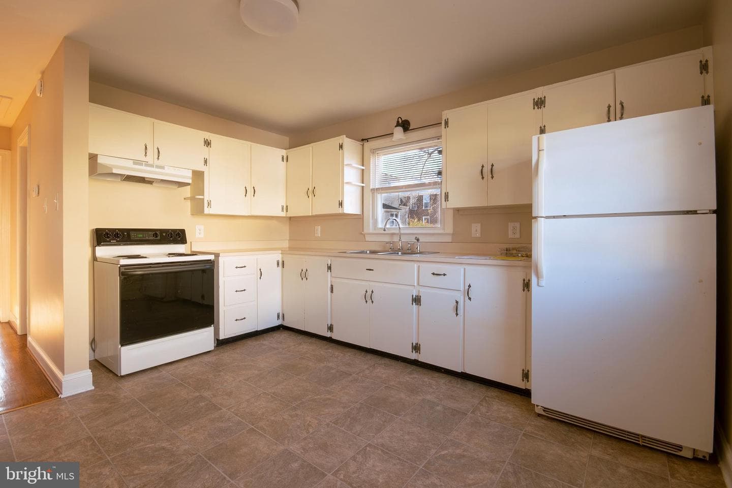 219 Virginia Street photo 5