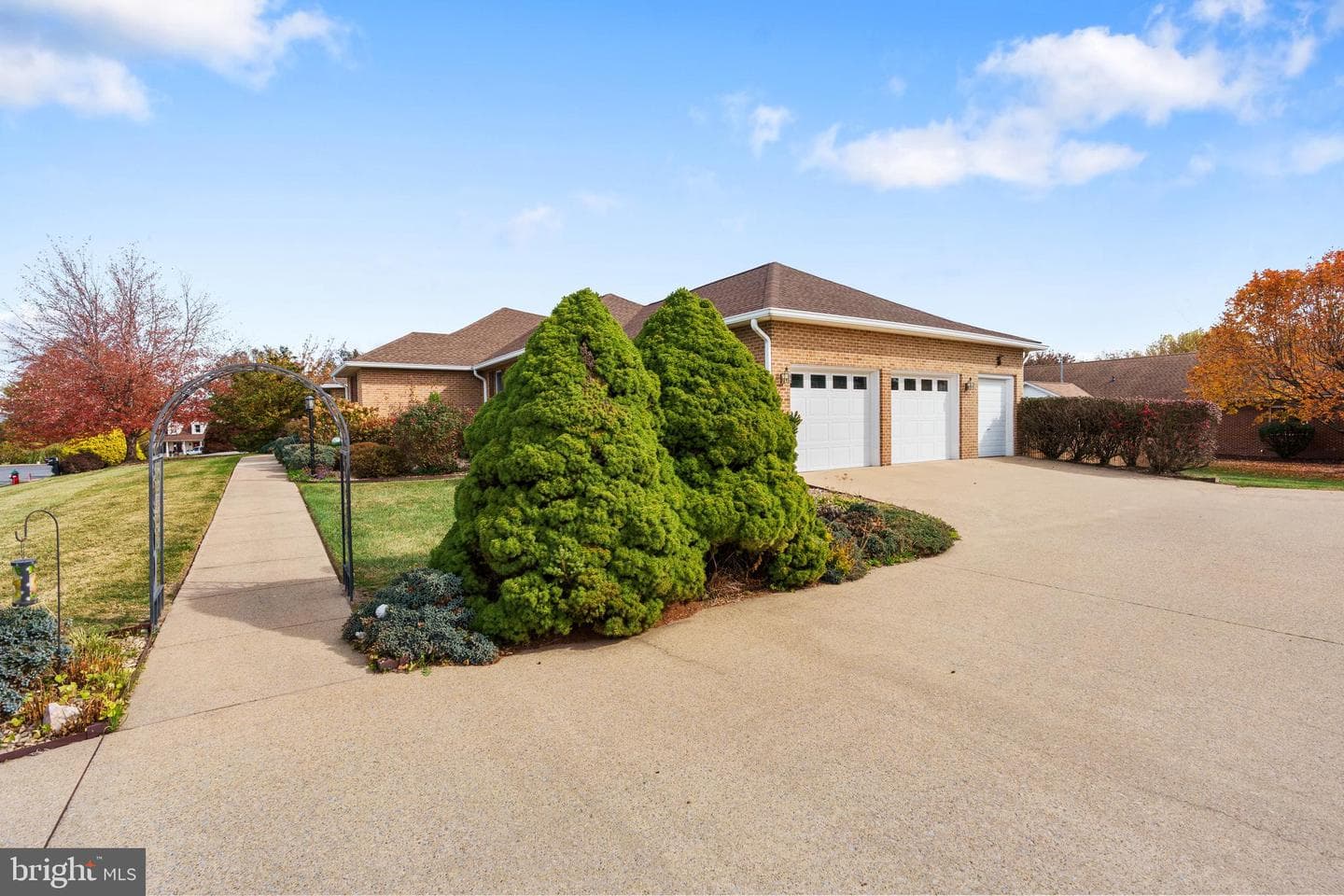 418 Epard Lane photo 3