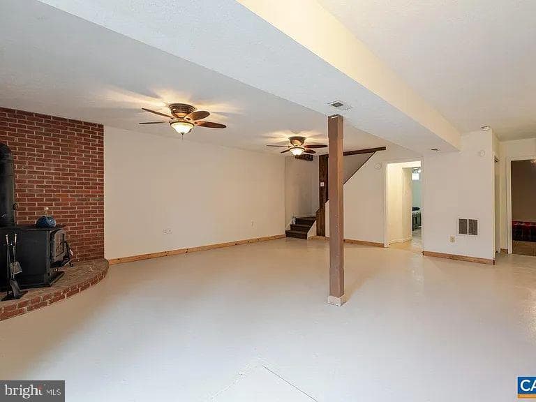 61 Golden Maple Lane photo 39