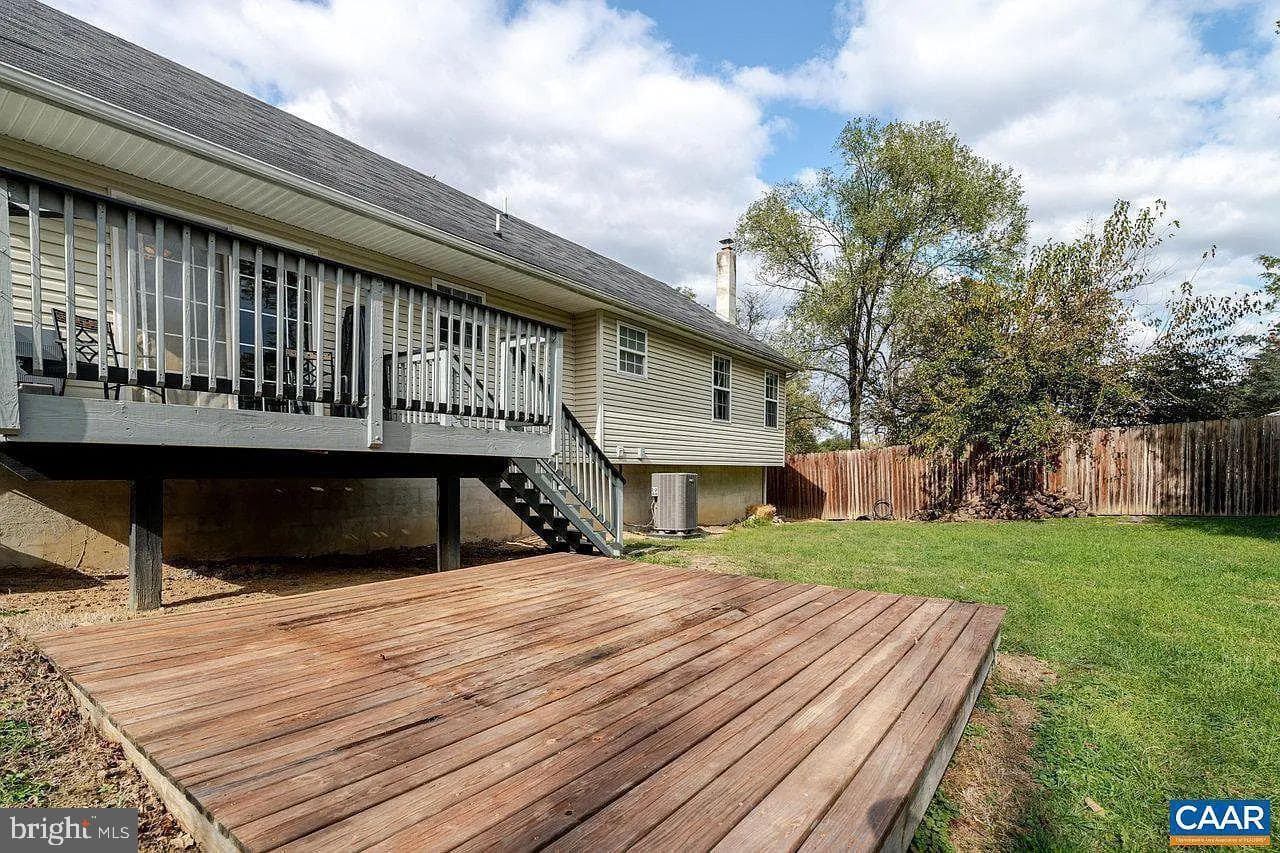 61 Golden Maple Lane photo 49