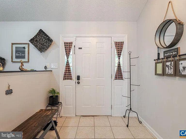 61 Golden Maple Lane photo 9