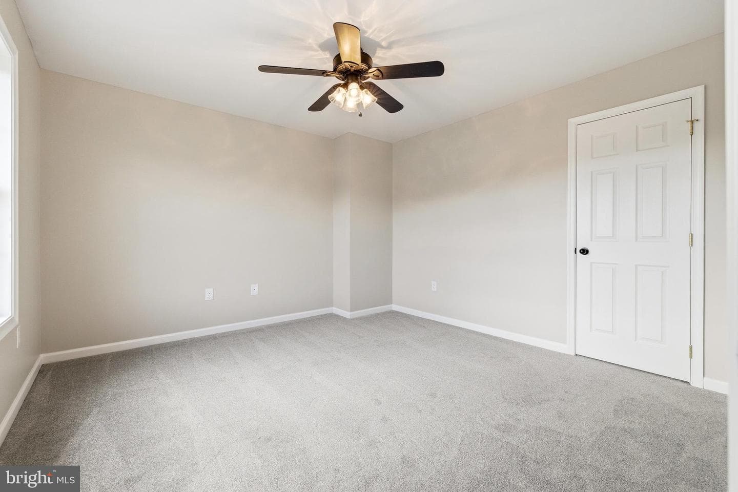 102 Kadies Lane photo 17