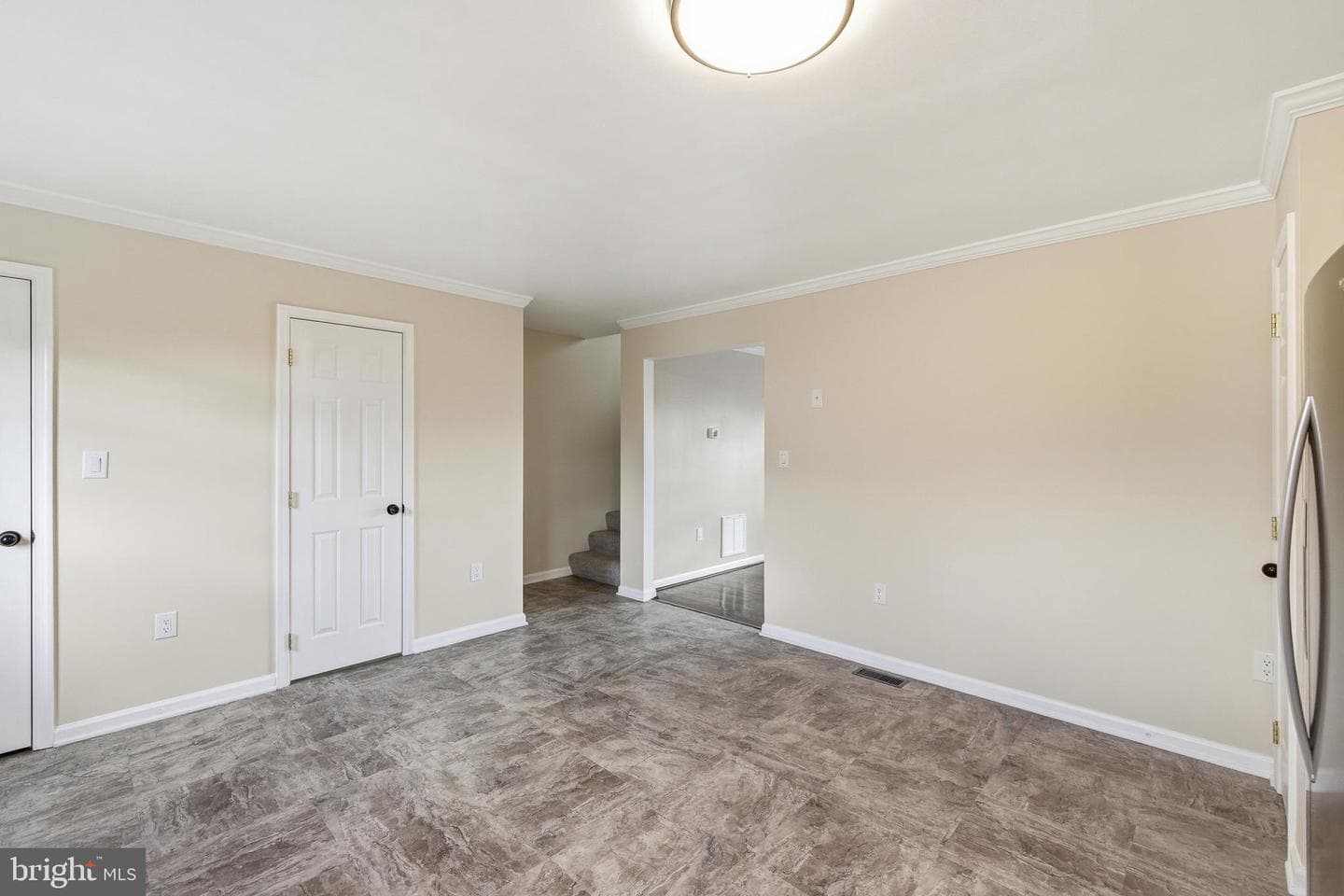 102 Kadies Lane photo 9