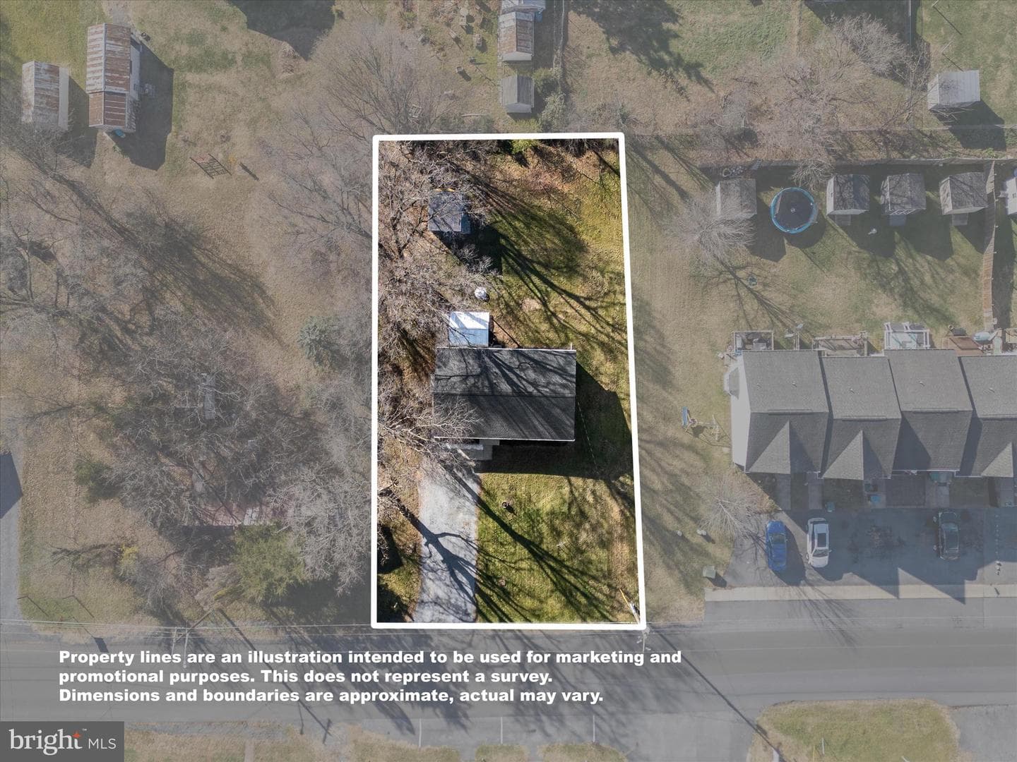 557 Ash Street photo 40