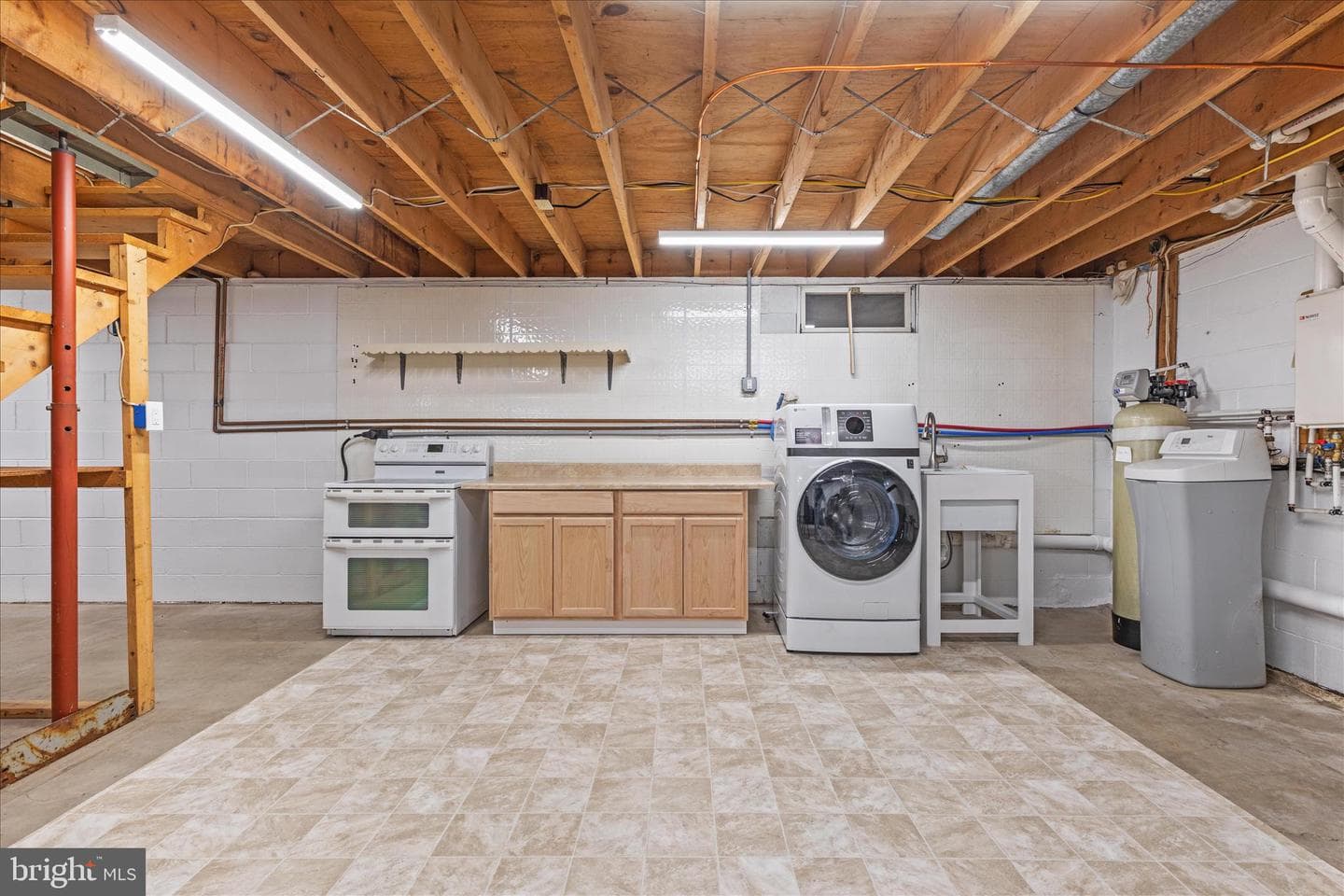 5691 Alum Springs Road photo 20