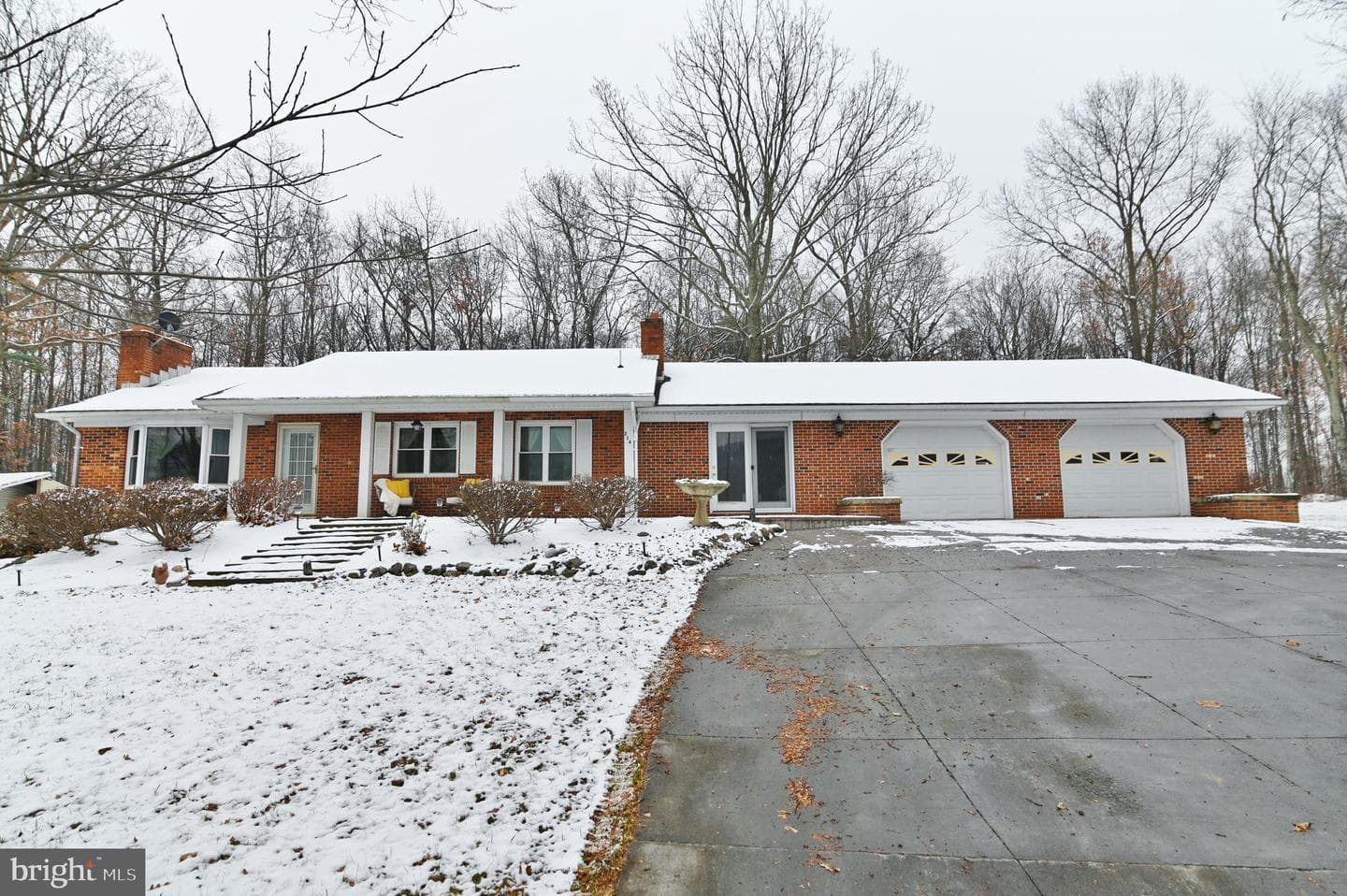 2148 Alonzaville Road photo 2
