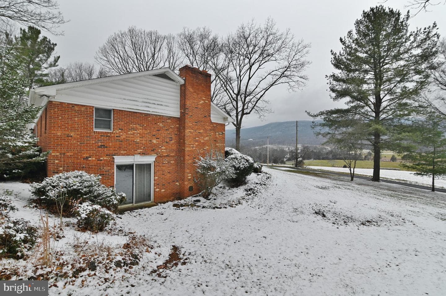 2148 Alonzaville Road photo 43