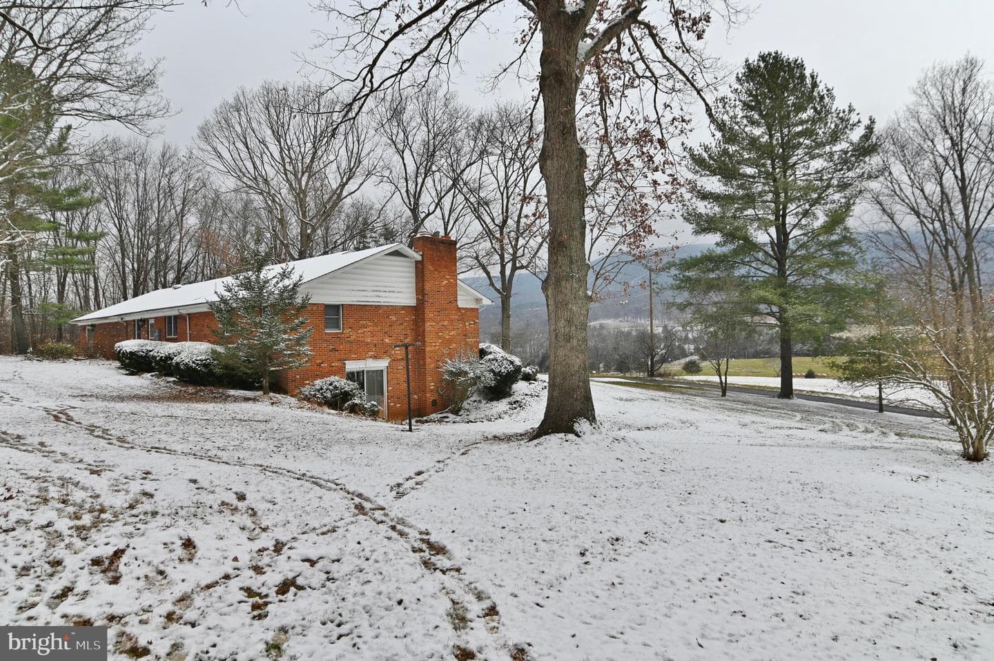 2148 Alonzaville Road photo 52