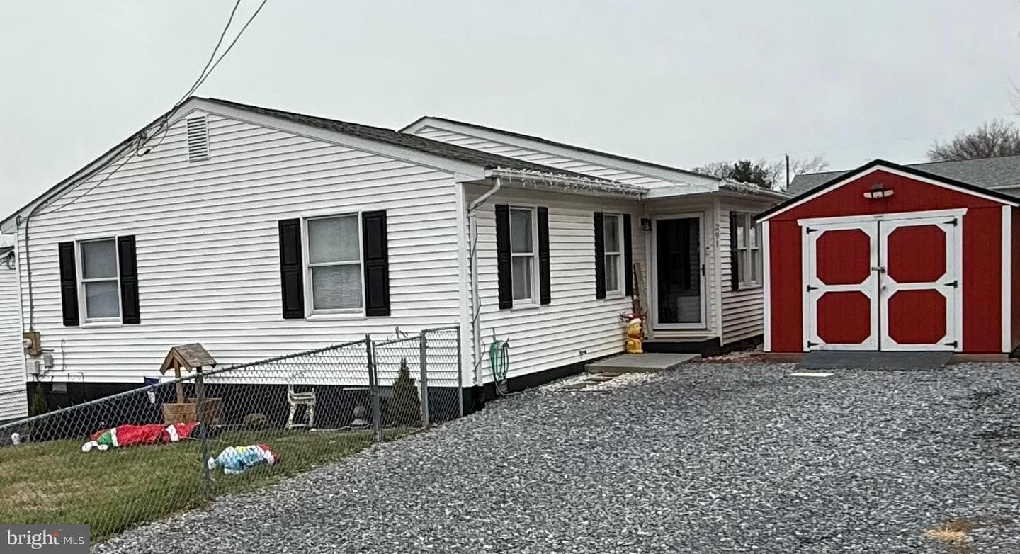 291 Borum Street photo 2