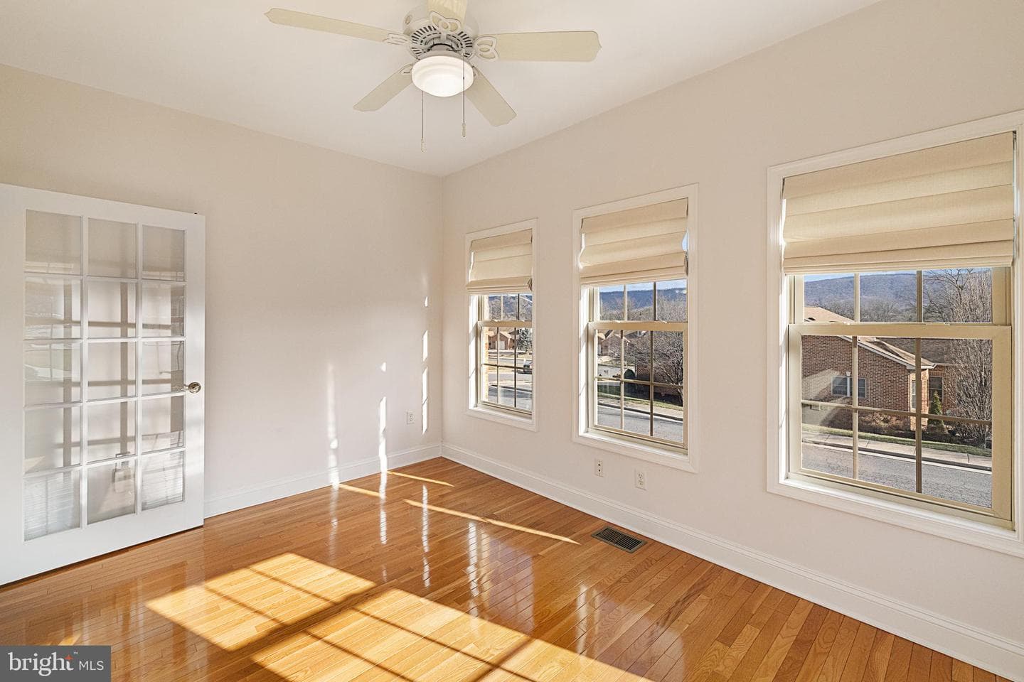 207 Donna Drive photo 26