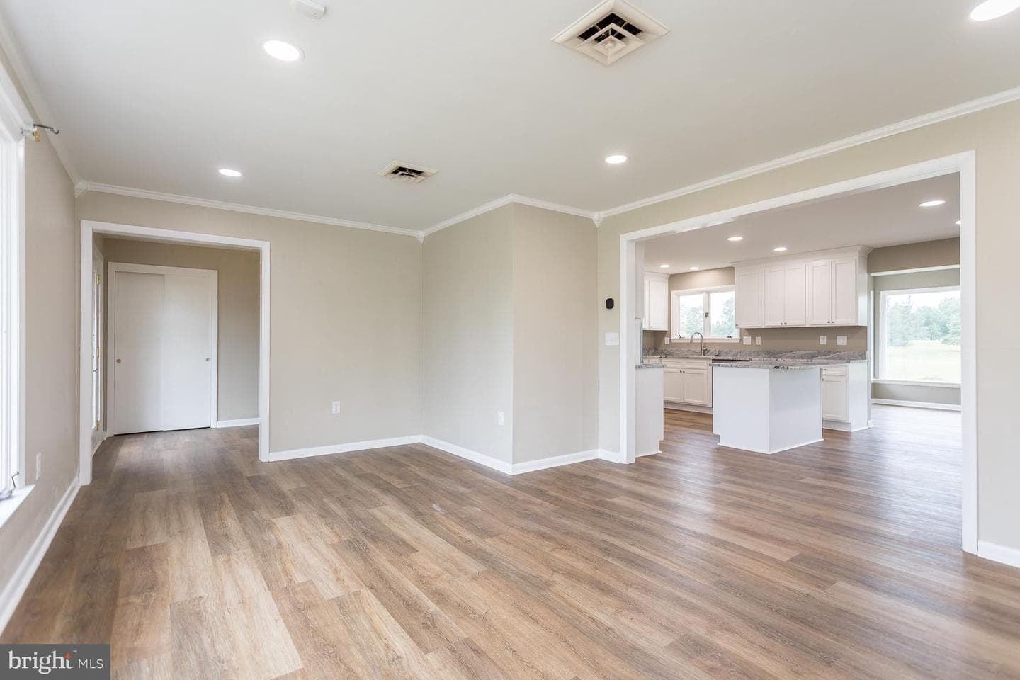 248 Shenvalee Drive photo 15