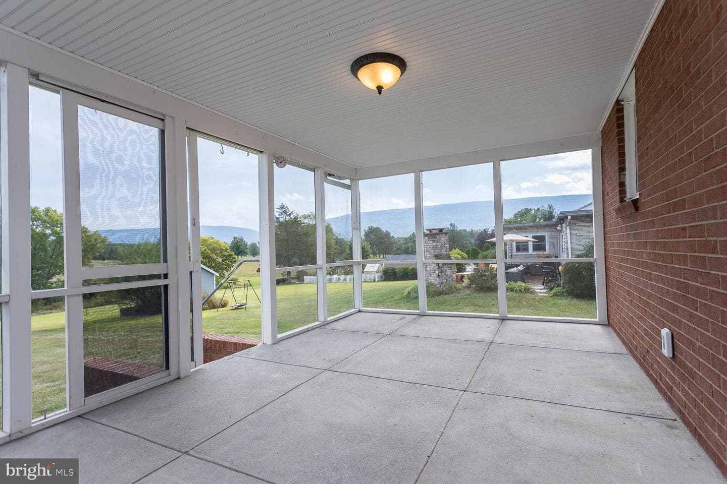 248 Shenvalee Drive photo 40