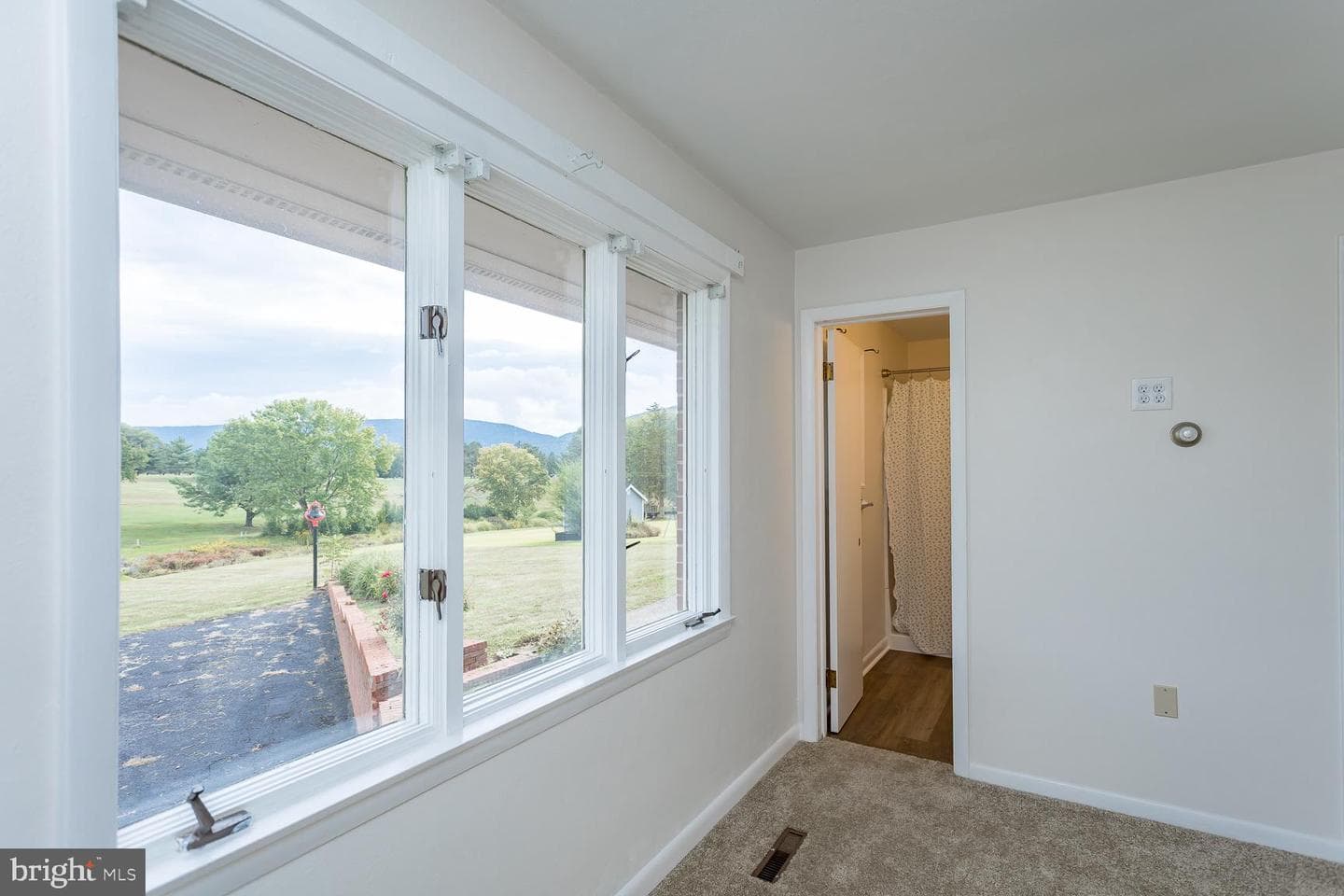 248 Shenvalee Drive photo 60