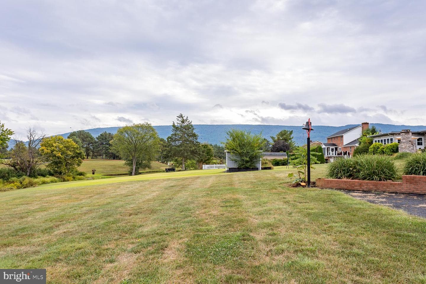 248 Shenvalee Drive photo 9