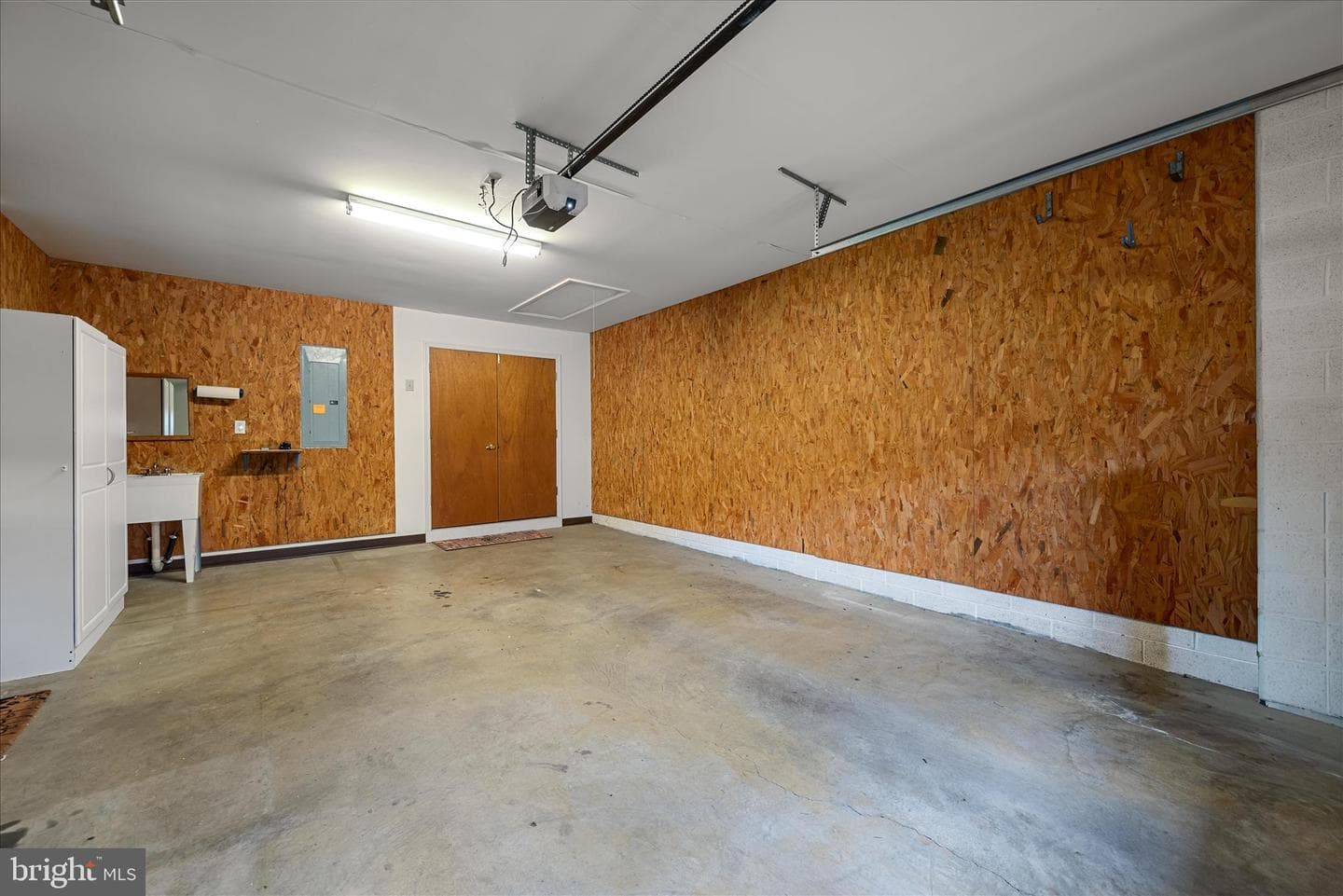 126 Fairground Road photo 33