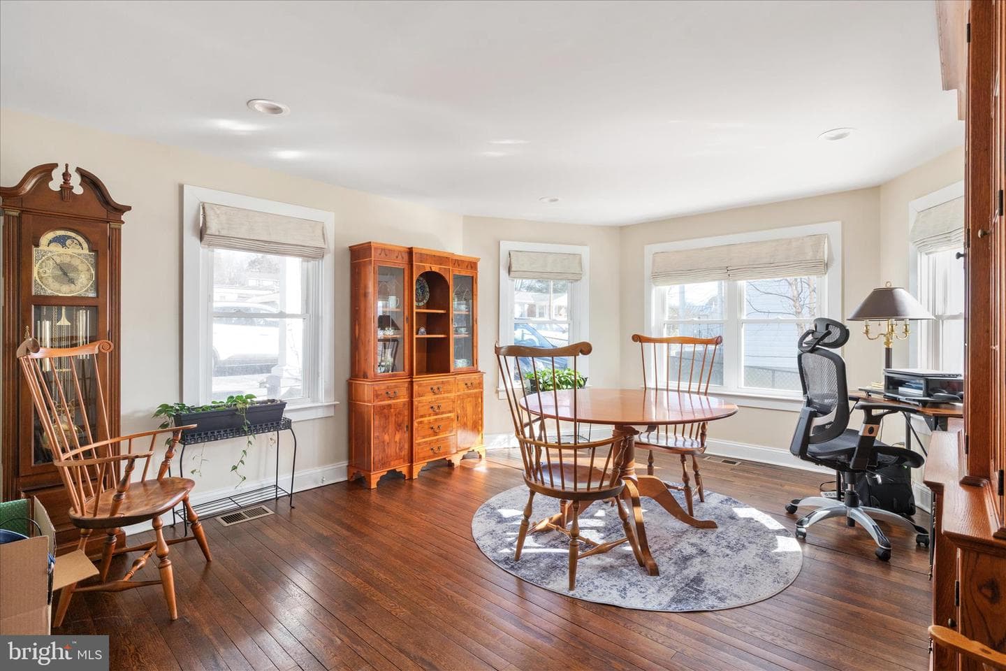 445 Ash Street photo 10