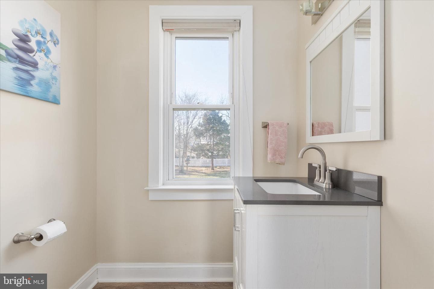 445 Ash Street photo 19