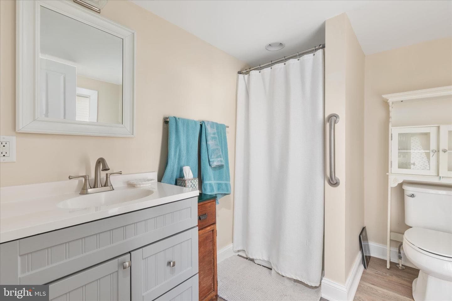 445 Ash Street photo 23