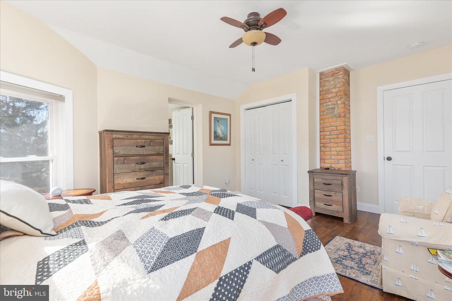 445 Ash Street photo 26