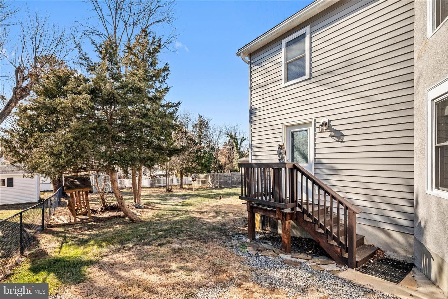 445 Ash Street photo 30