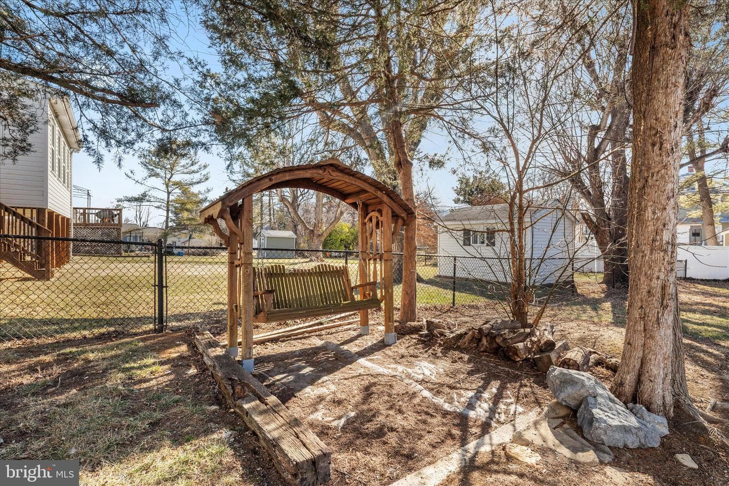 445 Ash Street photo 35