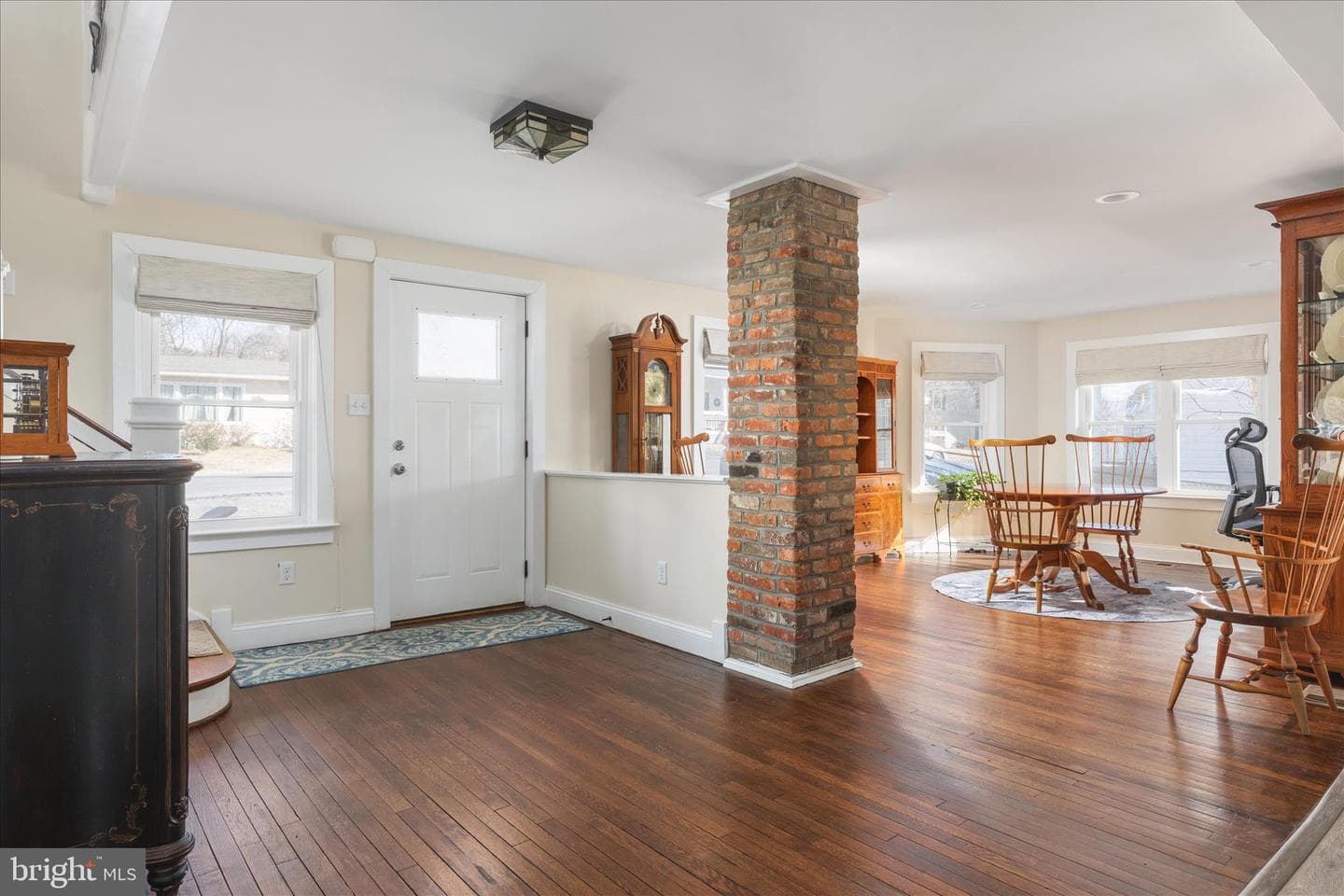 445 Ash Street photo 5