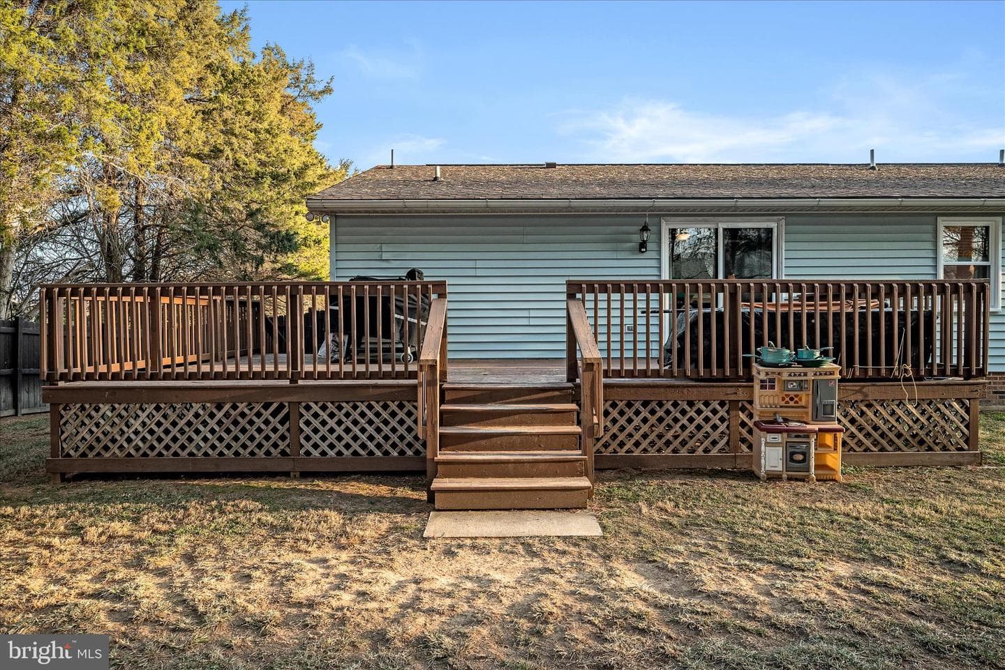 95 Cecelia Street photo 50