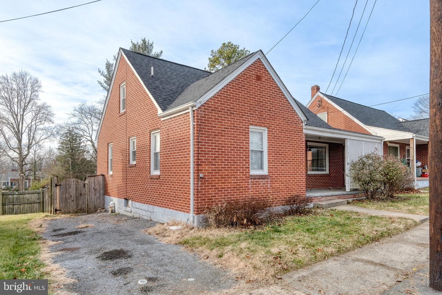 517 W King Street photo 3