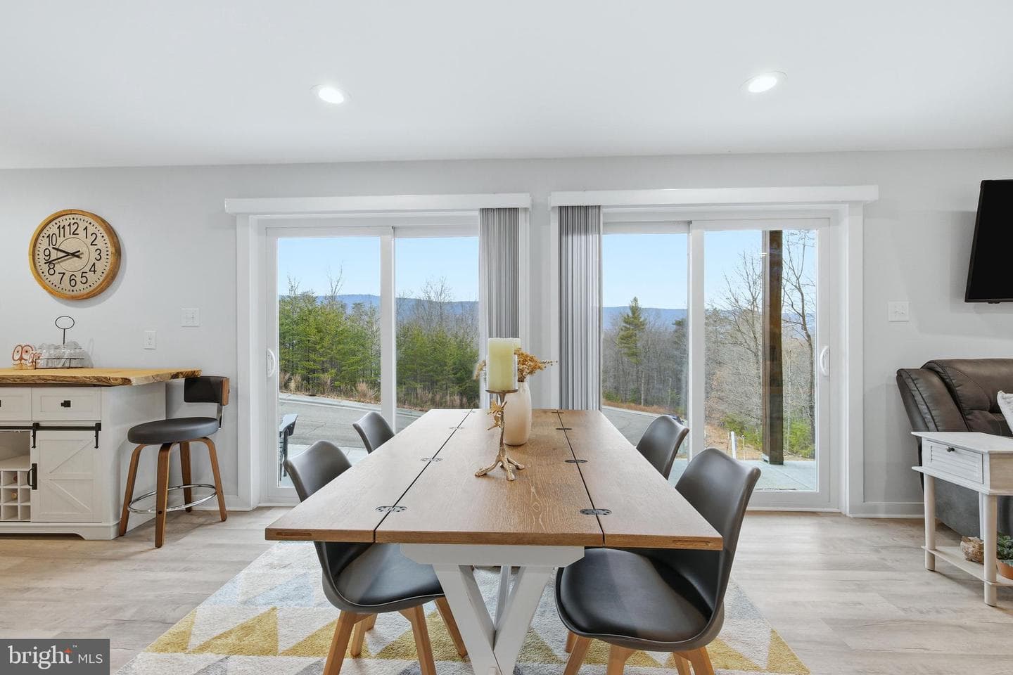 4 Creek Valley Drive photo 24